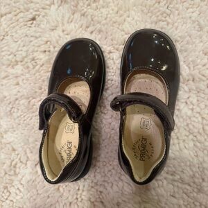 Primigi Mary Jane’s, size 29 (Us9) for a toddler